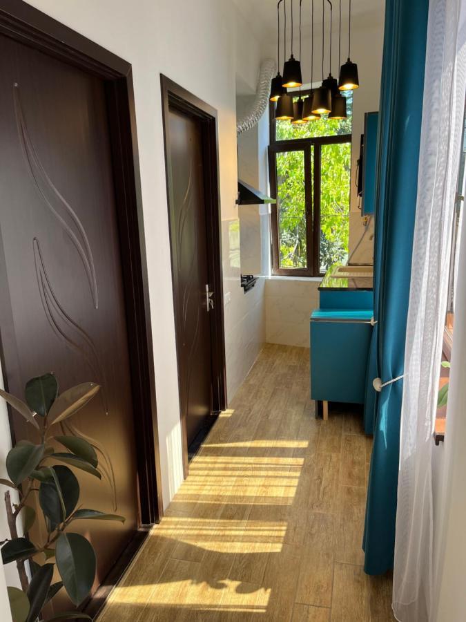 Guest House Mtani Near Colchis Fountain Kutaisi Bagian luar foto